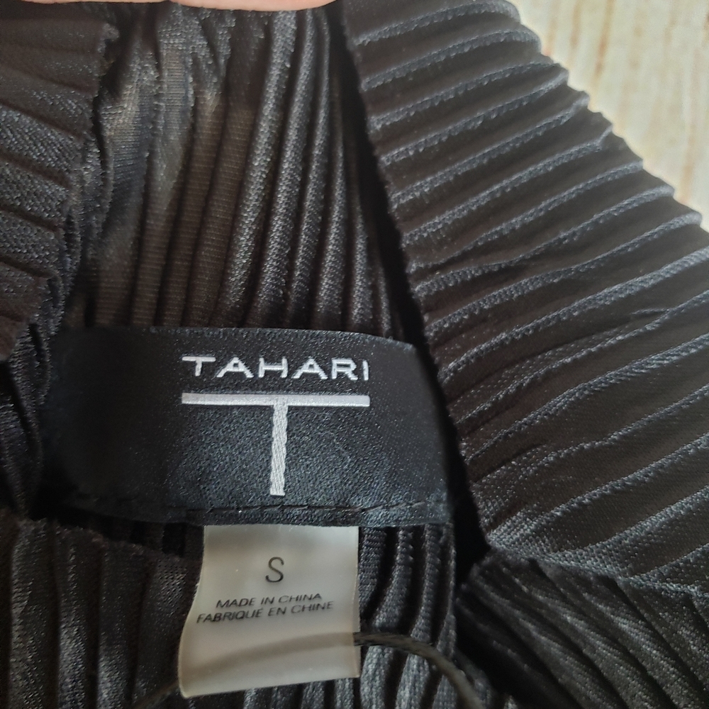 Tahari tops - Picture 9 of 9